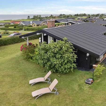 Sommarhus Vid Skåstrup Med Havsutsikt Bogense