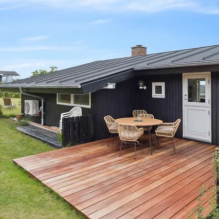 Lovely Summerhouse By Skaastrup W Sea View