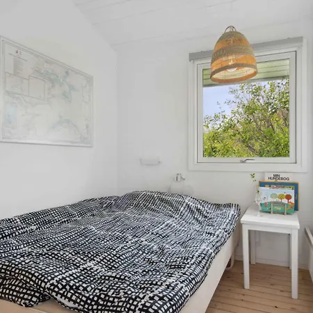 Lovely Summerhouse By Skaastrup W Sea View * Bogense