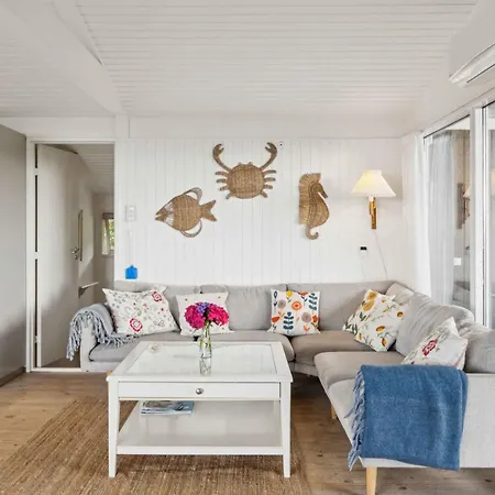 Sommarhus Vid Skåstrup Med Havsutsikt Bogense