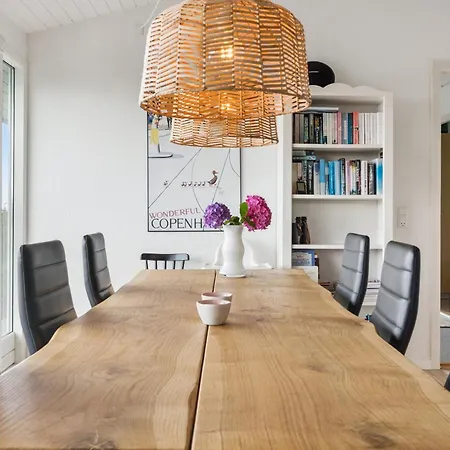 Semesterbostad Sommarhus Vid Skåstrup Med Havsutsikt *
