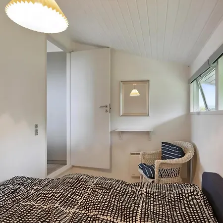 Sommarhus Vid Skåstrup Med Havsutsikt Bogense