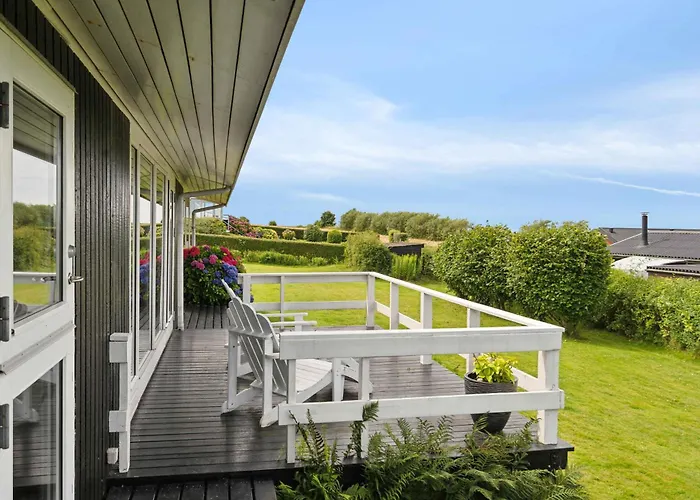 Lovely Summerhouse By Skaastrup W Sea View Nyaraló *