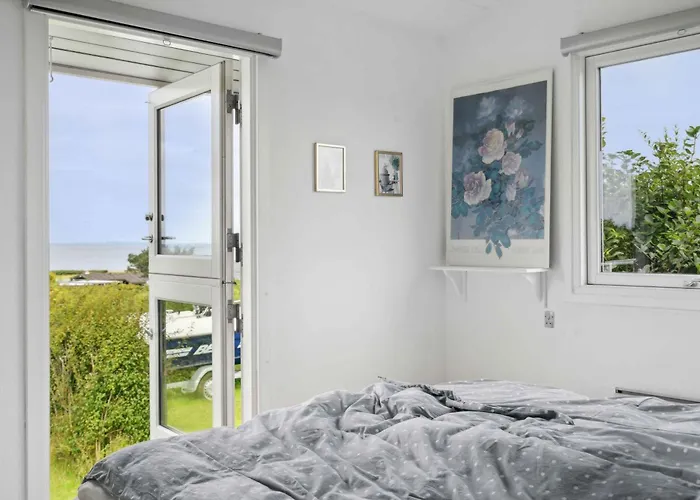 Lovely Summerhouse By Skaastrup W Sea View Bogense